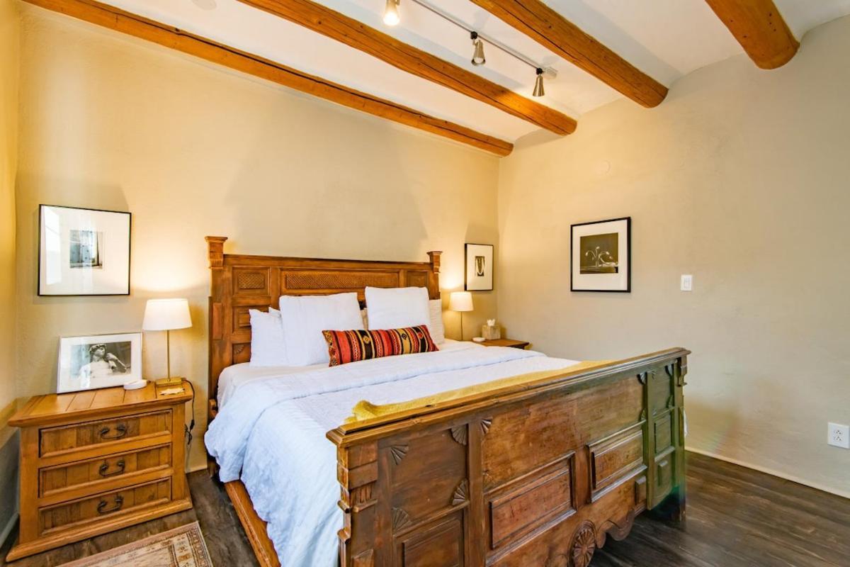 Apartment Charming Downtown Adobe Casita Spacious 450 Sq Ft, King Bed And Patio